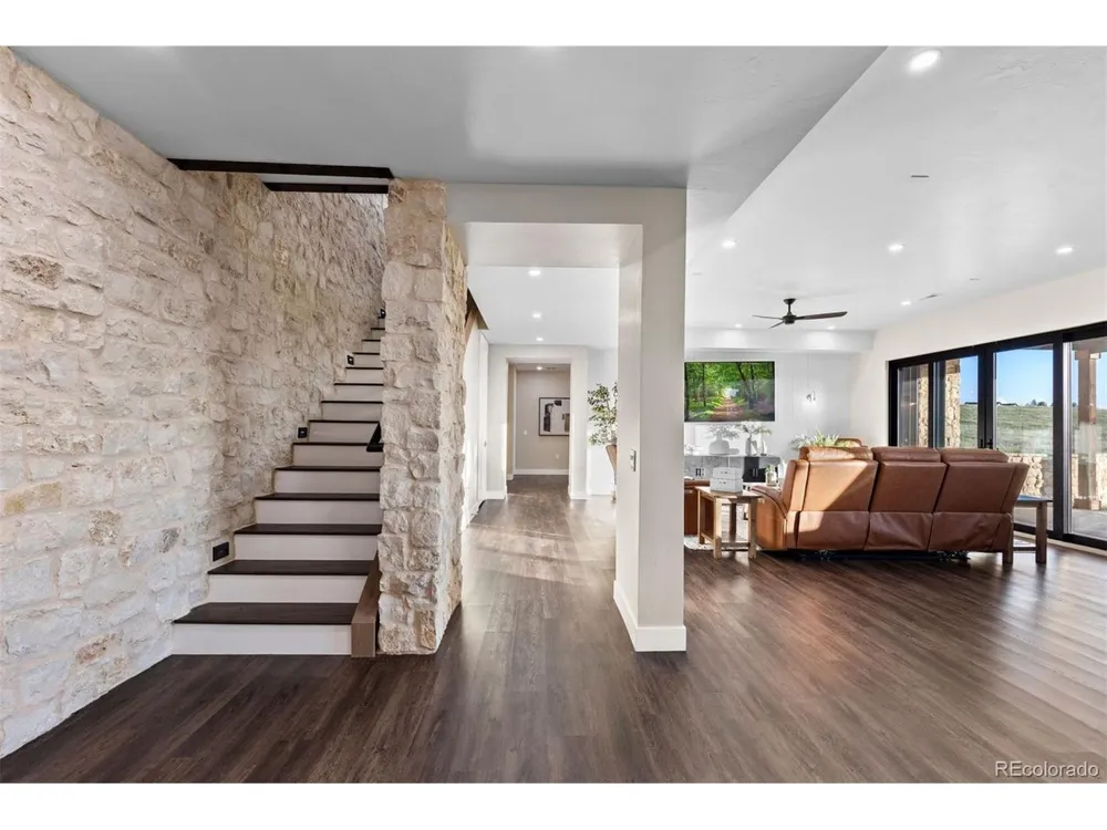 2433 Fox View Trail Franktown, CO 80116