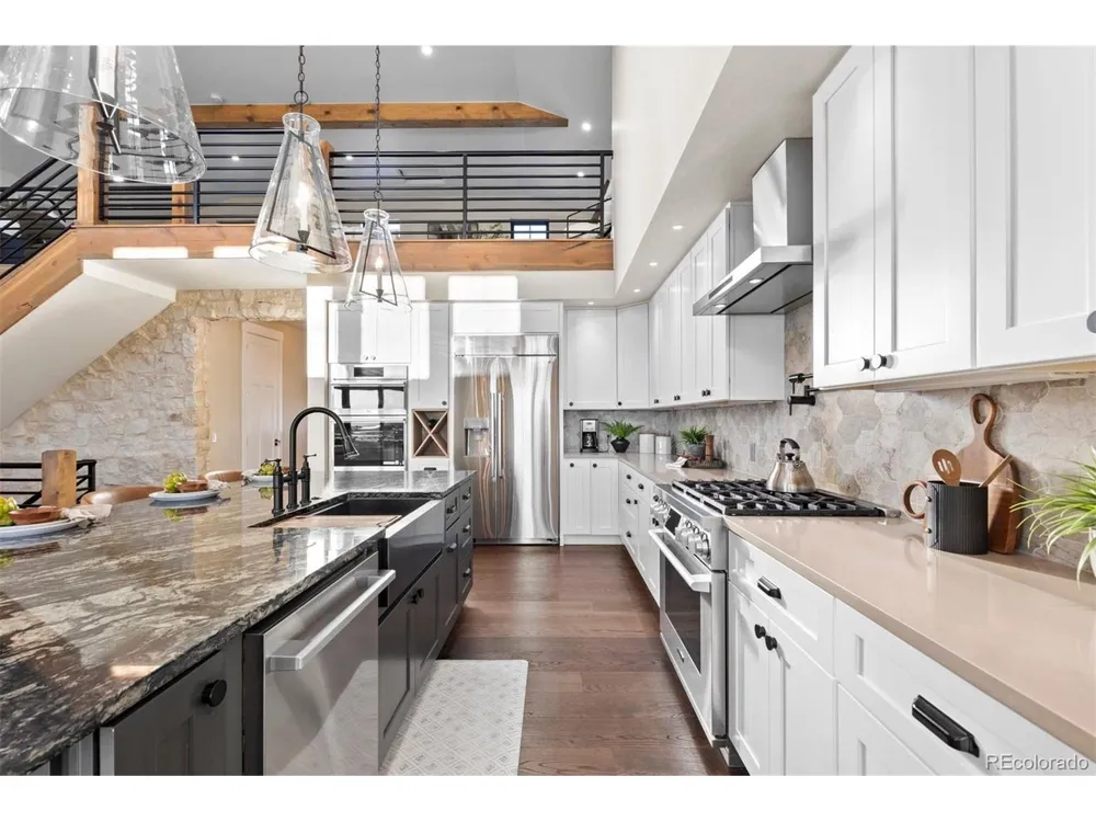 2433 Fox View Trail Franktown, CO 80116
