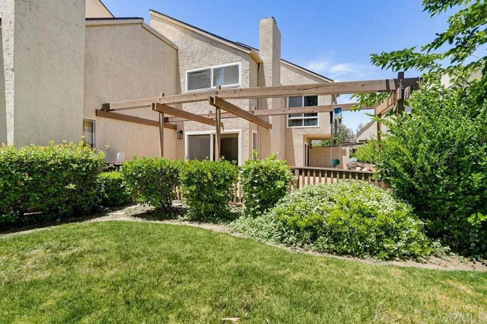23671 Country Villa Rd Ramona, CA 92065