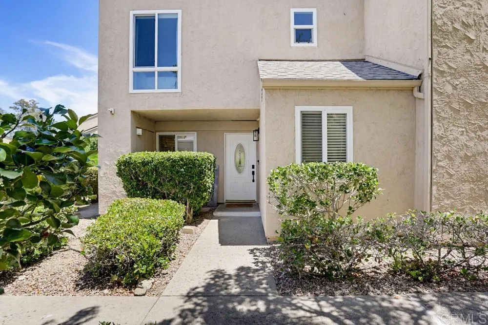 23671 Country Villa Rd Ramona, CA 92065