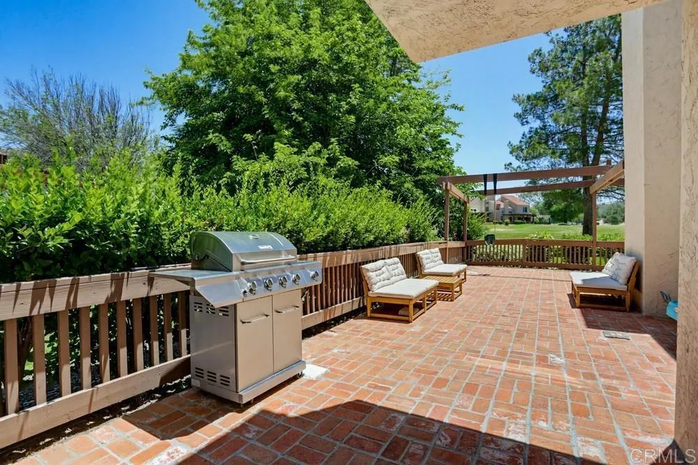 23671 Country Villa Rd Ramona, CA 92065