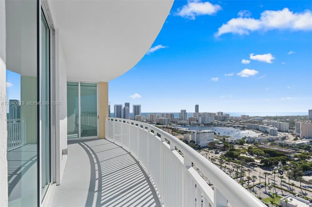 1745 E Hallandale Beach Blvd #PH05W Hallandale Beach, FL 33009