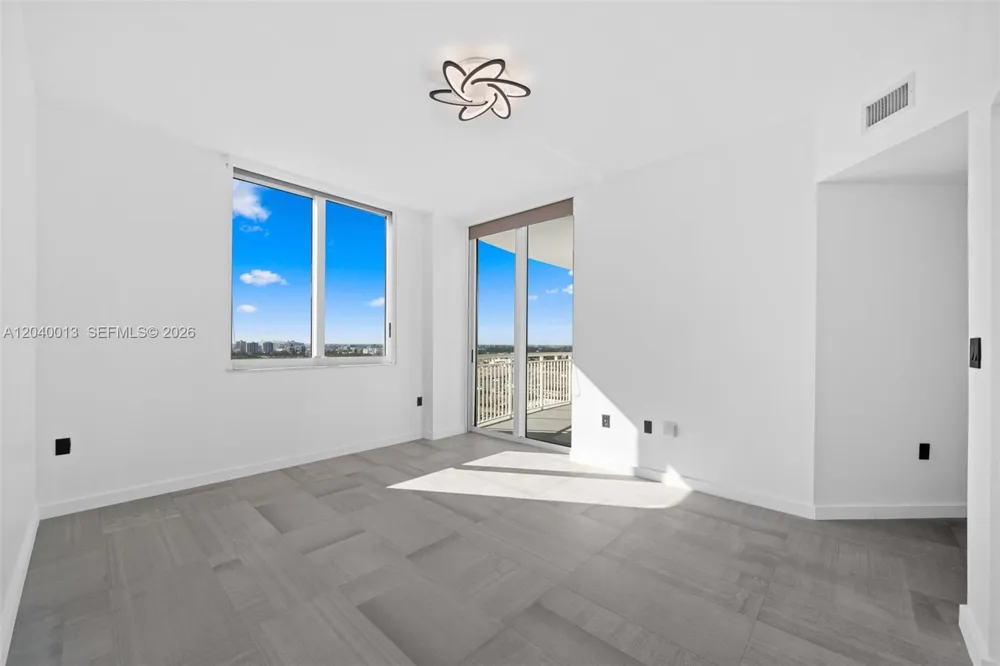 1745 E Hallandale Beach Blvd #PH05W Hallandale Beach, FL 33009