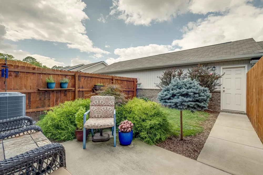 1049 Henley Pvt Ln Gallatin, TN 37066
