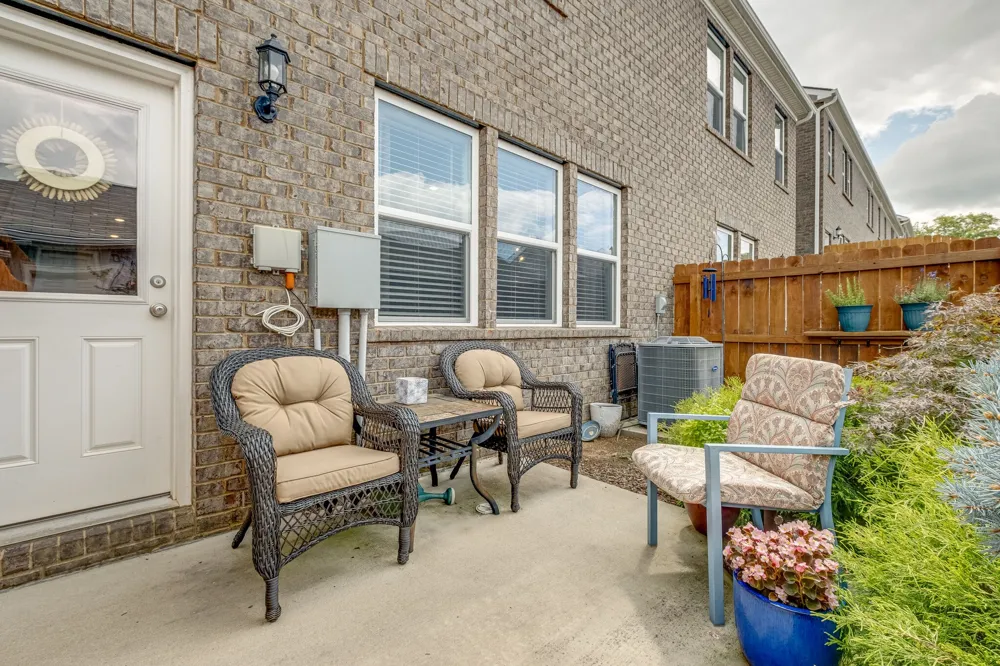 1049 Henley Pvt Ln Gallatin, TN 37066