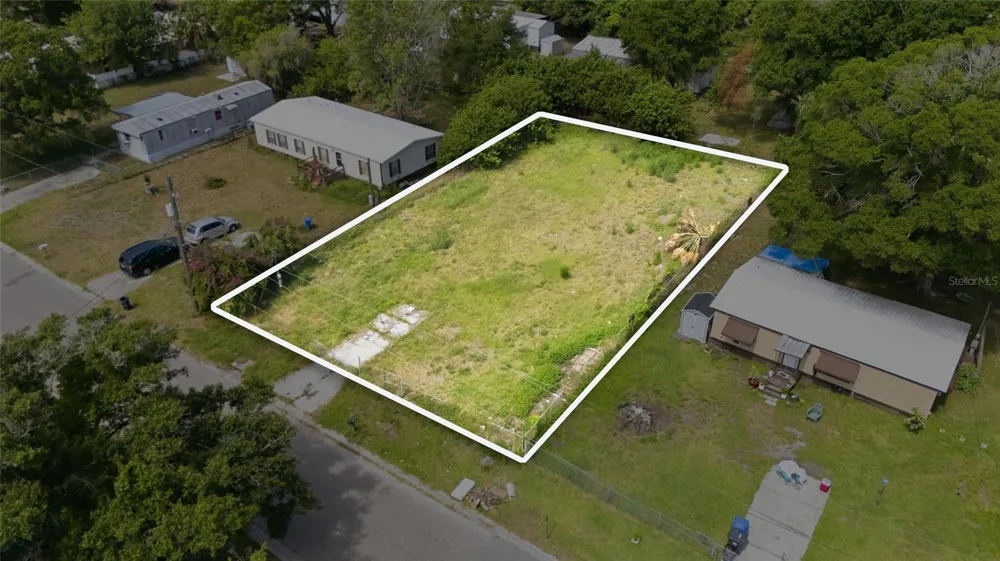 5013 DACCA DRIVE Tampa, FL 33619