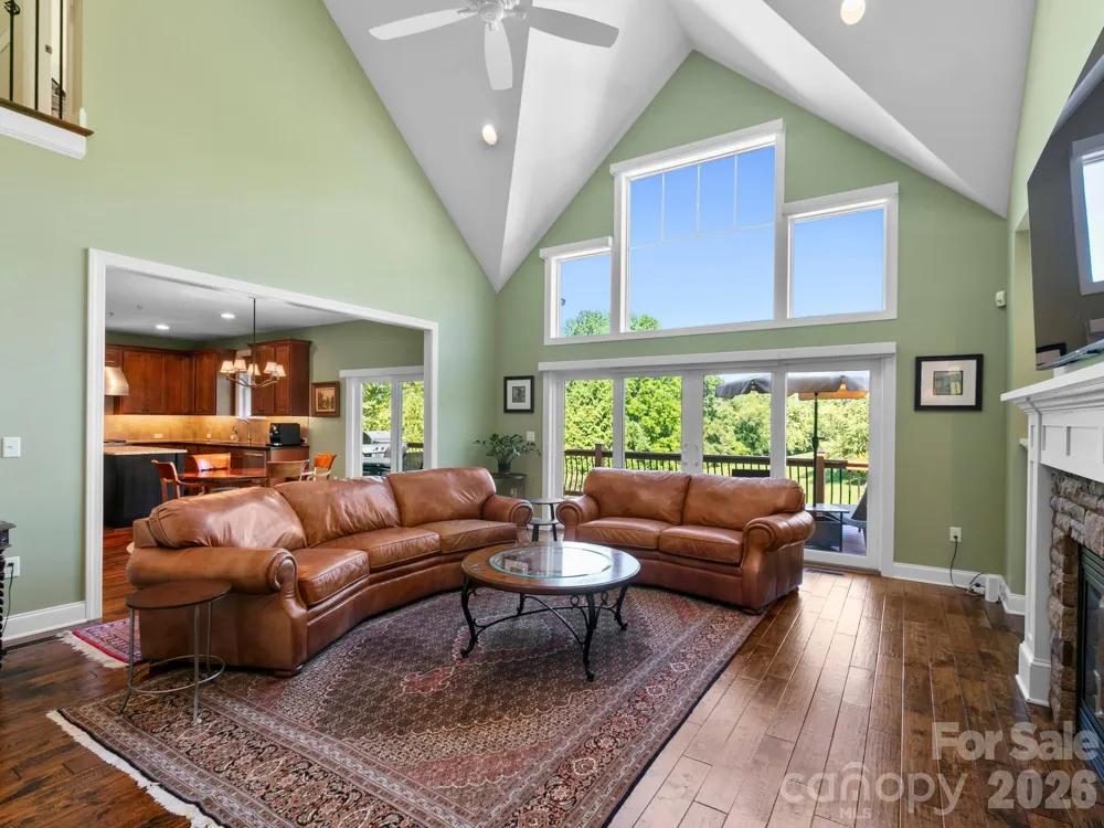 32 Lake Vista Drive Fletcher, NC 28732