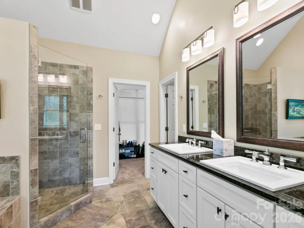 32 Lake Vista Drive Fletcher, NC 28732