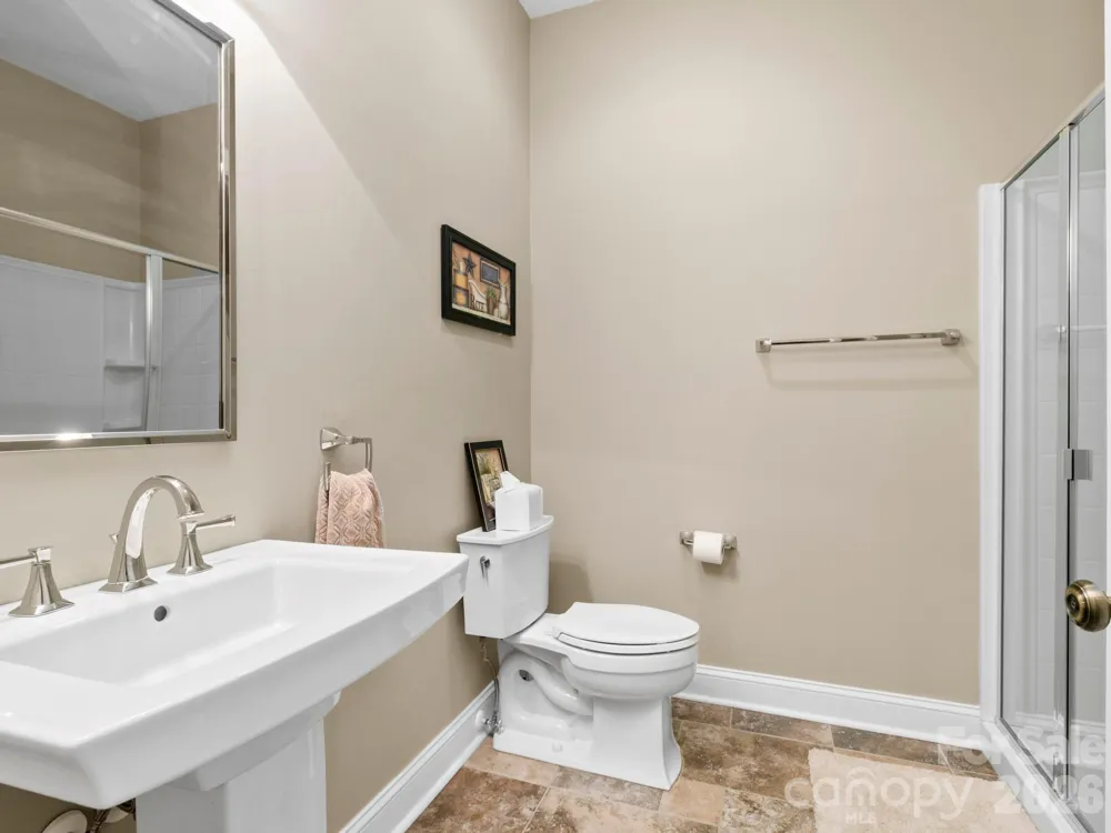 32 Lake Vista Drive Fletcher, NC 28732