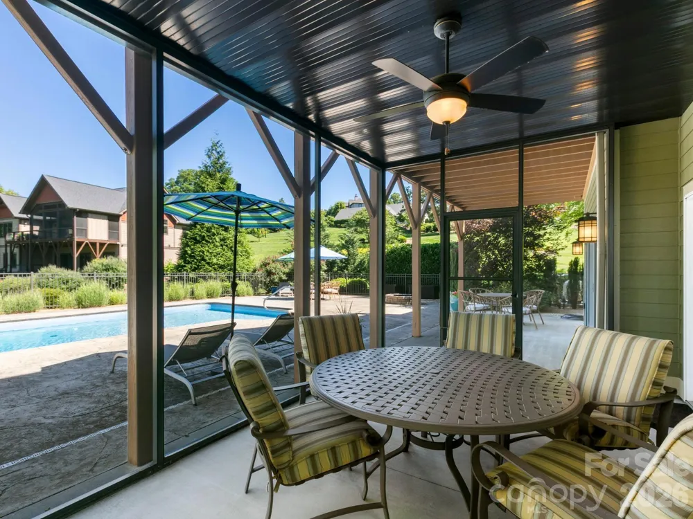 32 Lake Vista Drive Fletcher, NC 28732