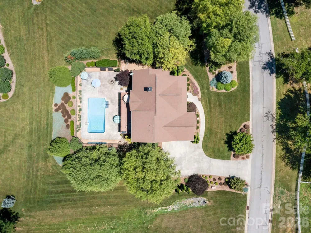 32 Lake Vista Drive Fletcher, NC 28732
