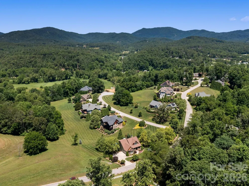 32 Lake Vista Drive Fletcher, NC 28732