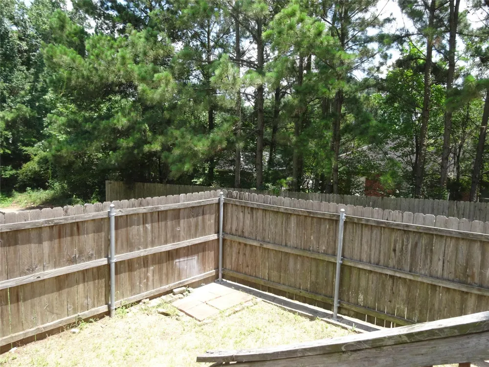 107 Yegua Circle Huntsville, TX 77340