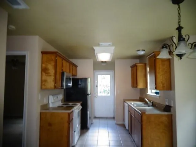 107 Yegua Circle Huntsville, TX 77340