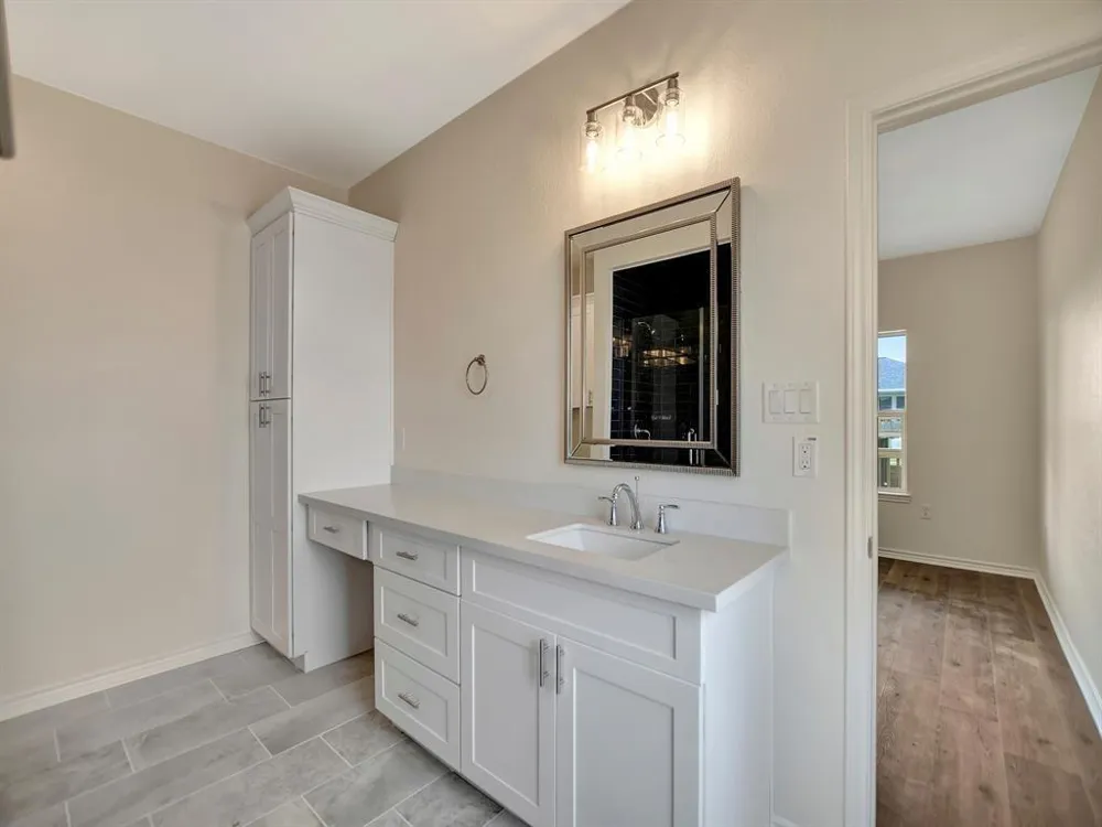 120 Jewel Drive Crystal Beach, TX 77650