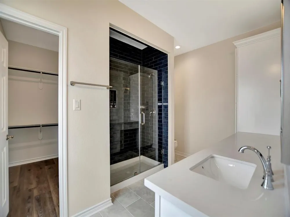 120 Jewel Drive Crystal Beach, TX 77650