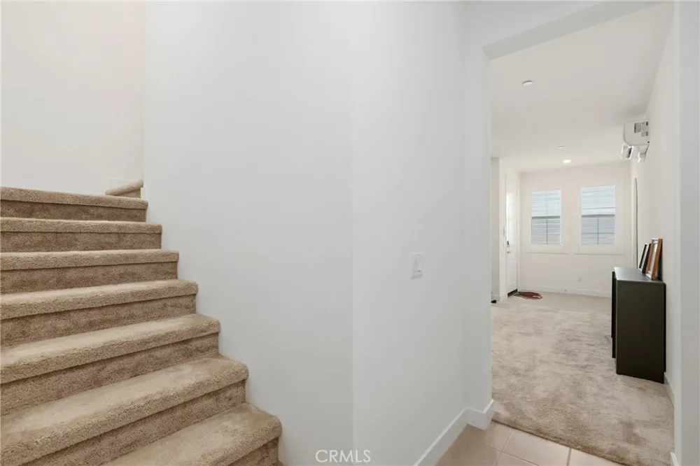 175 W La Palma Avenue #6 Anaheim, CA 92801