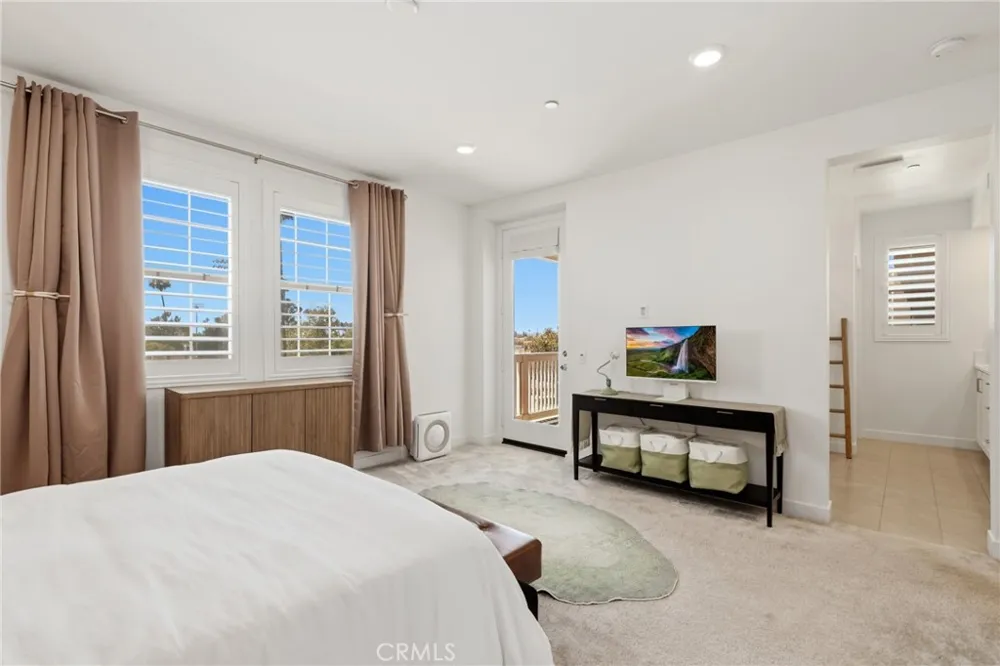 175 W La Palma Avenue #6 Anaheim, CA 92801