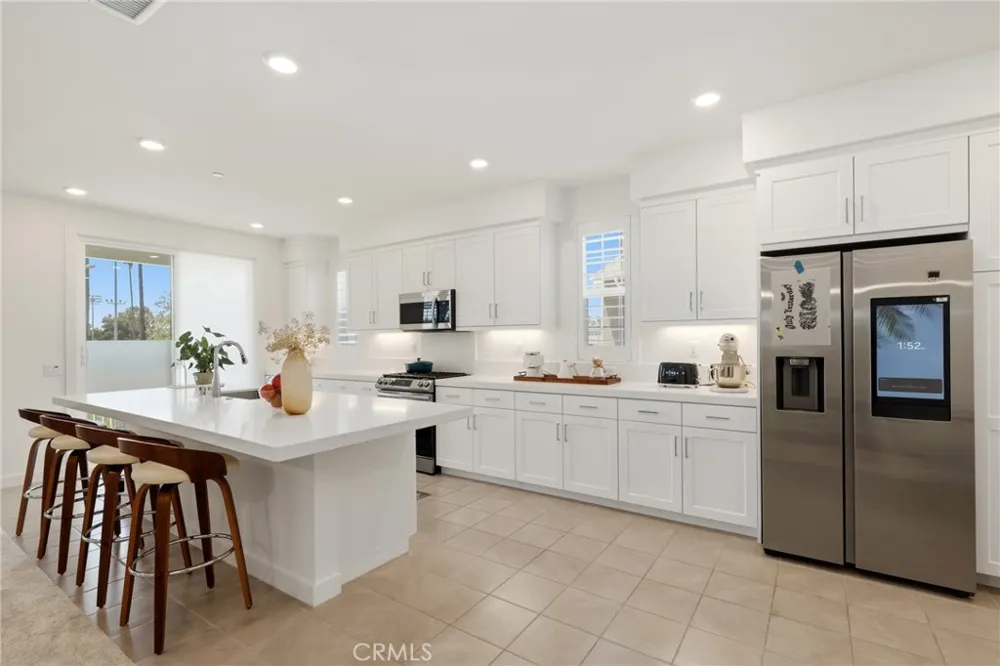 175 W La Palma Avenue #6 Anaheim, CA 92801