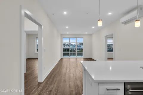 521 Lake Avenue #507