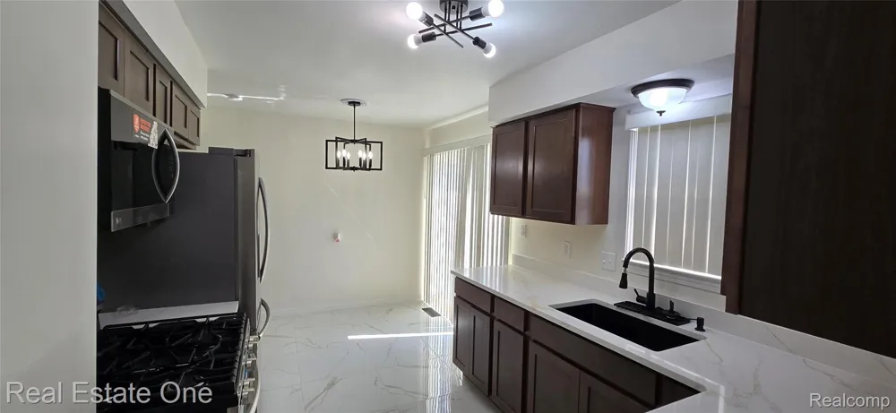 342 Melvin Street River Rouge City, MI 48218