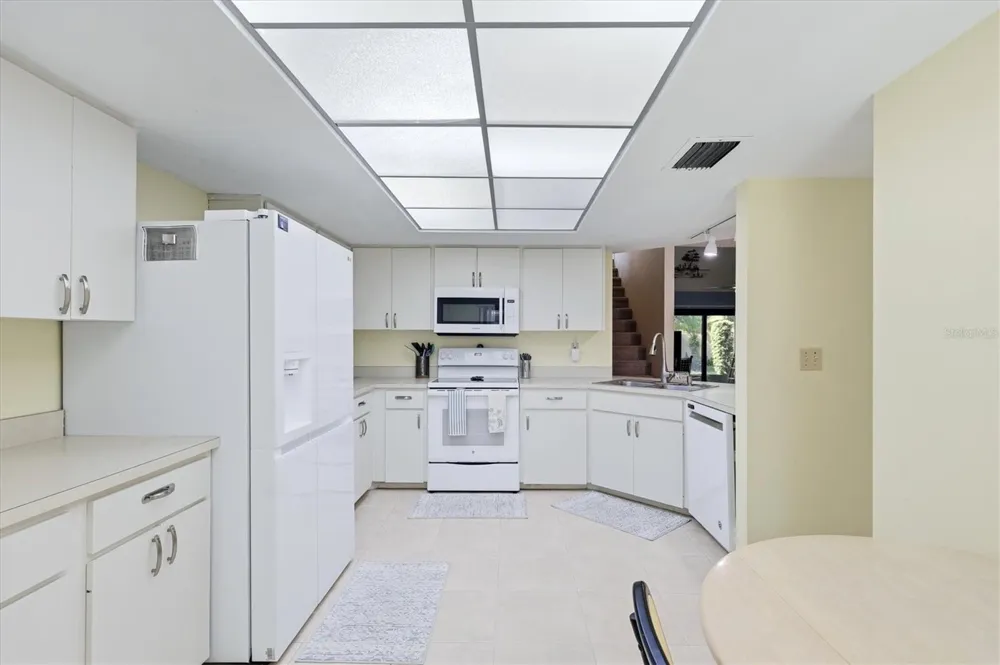 3412 TALLYWOOD CIRCLE #7018 Sarasota, FL 34237