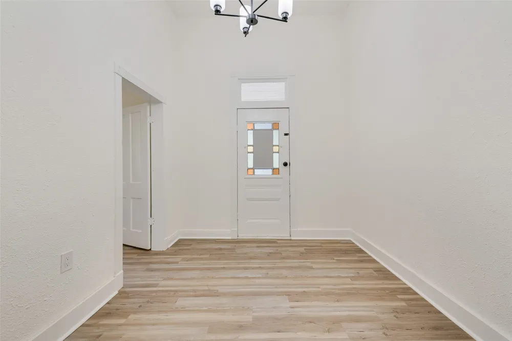 309 Poplar Street Italy, TX 76651