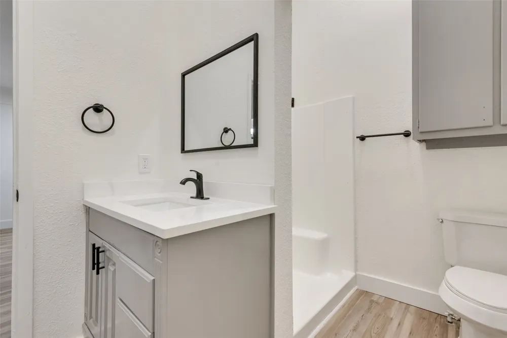 309 Poplar Street Italy, TX 76651