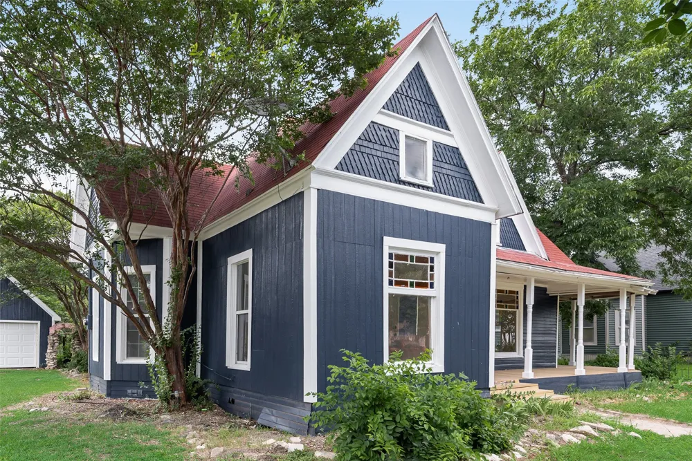 309 Poplar Street Italy, TX 76651