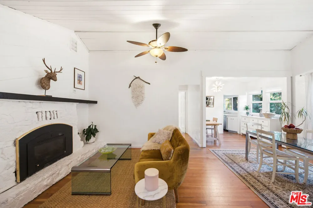 21849 Canon Drive Topanga, CA 90290