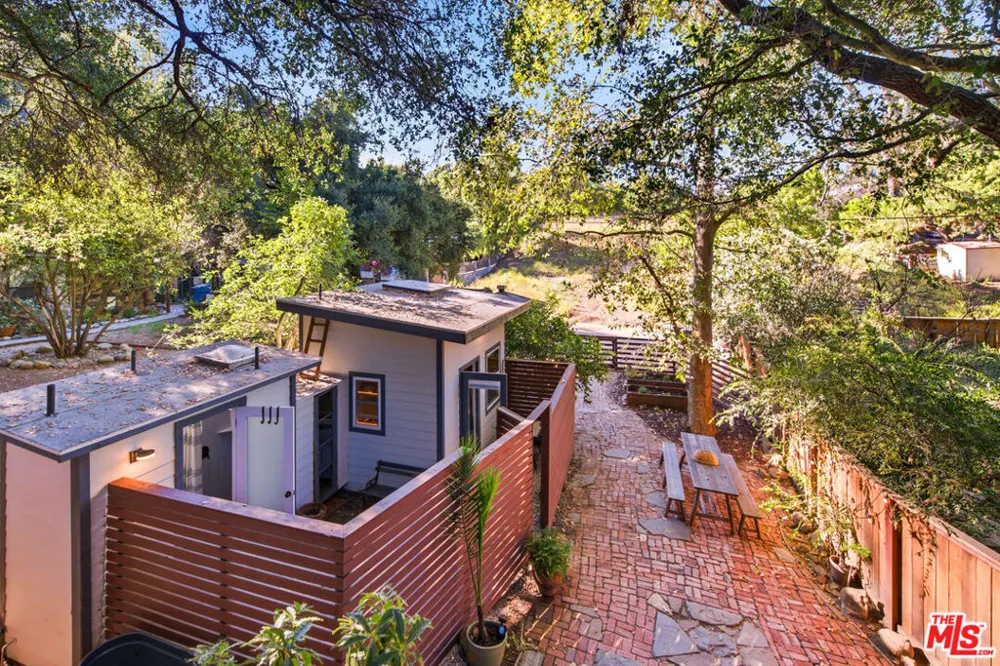 21849 Canon Drive Topanga, CA 90290