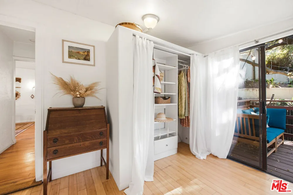 21849 Canon Drive Topanga, CA 90290