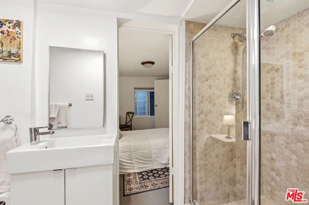 21849 Canon Drive Topanga, CA 90290