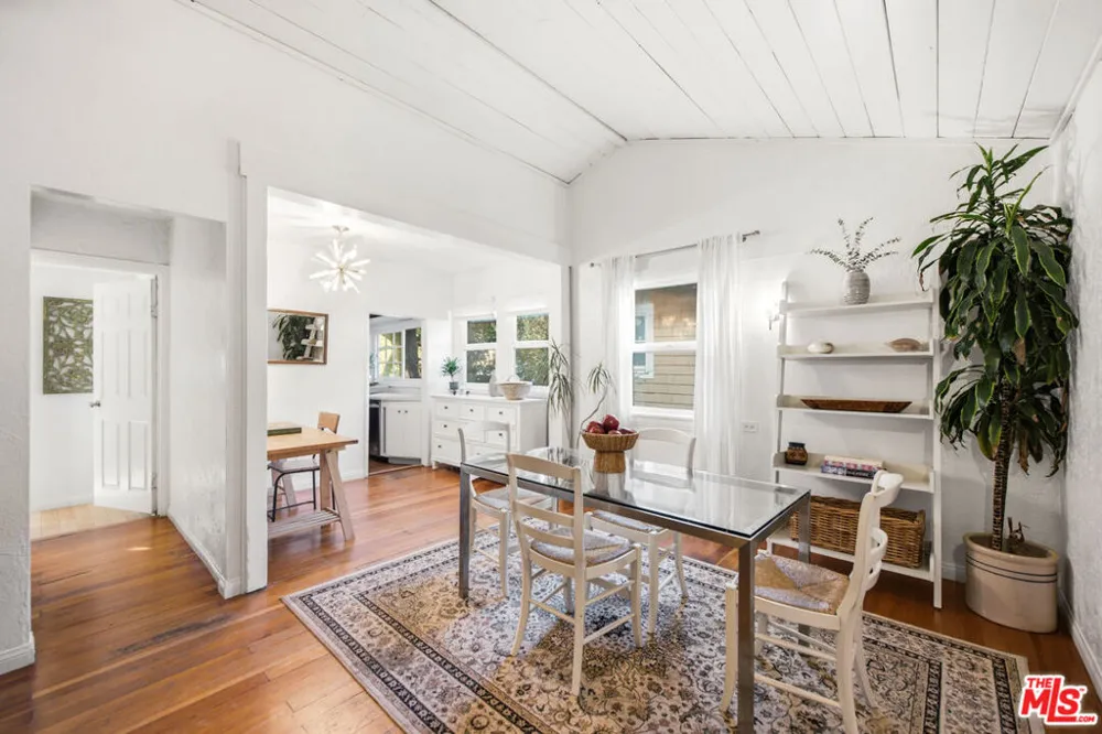 21849 Canon Drive Topanga, CA 90290