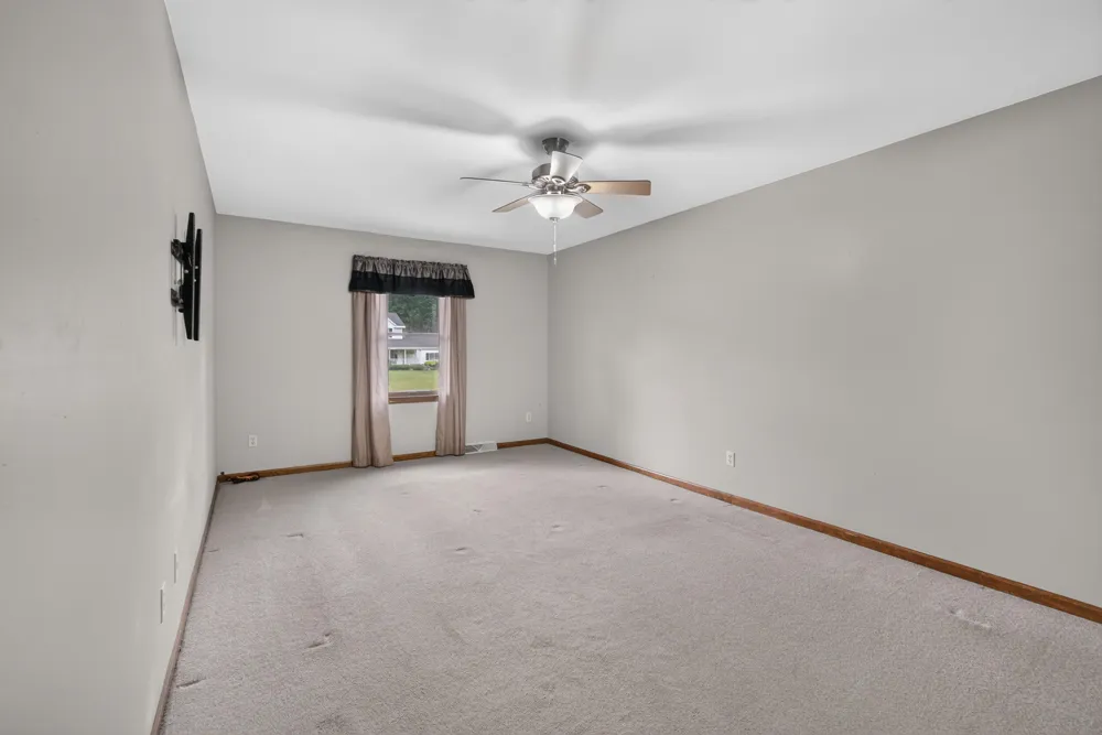 6276 Burning Tree Street Jackson, MI 49201