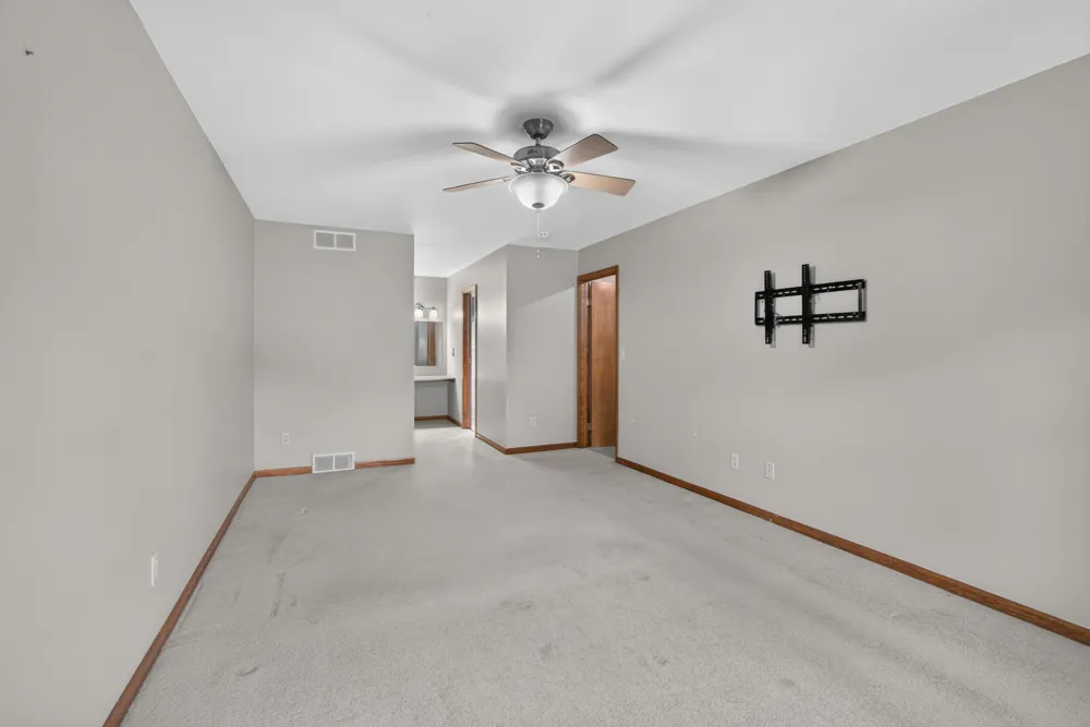 6276 Burning Tree Street Jackson, MI 49201