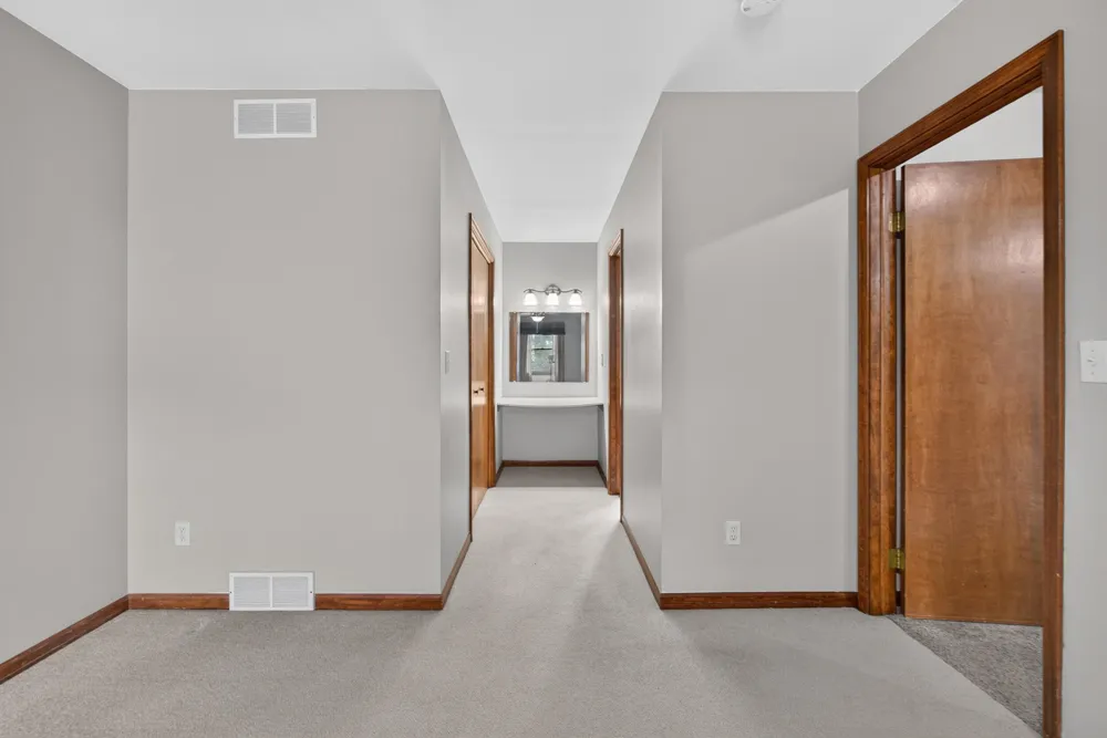 6276 Burning Tree Street Jackson, MI 49201