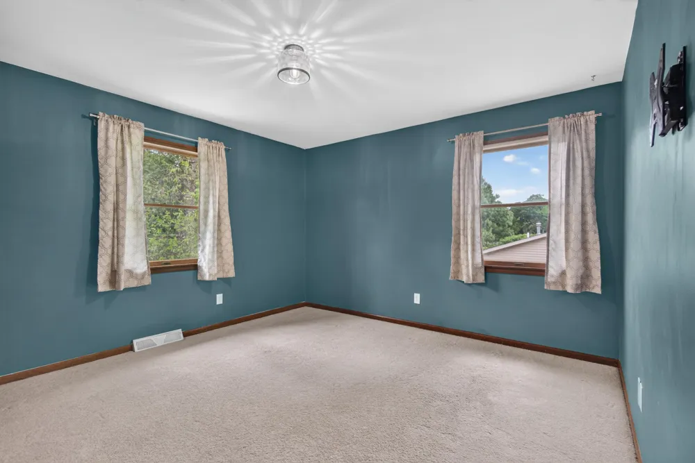 6276 Burning Tree Street Jackson, MI 49201