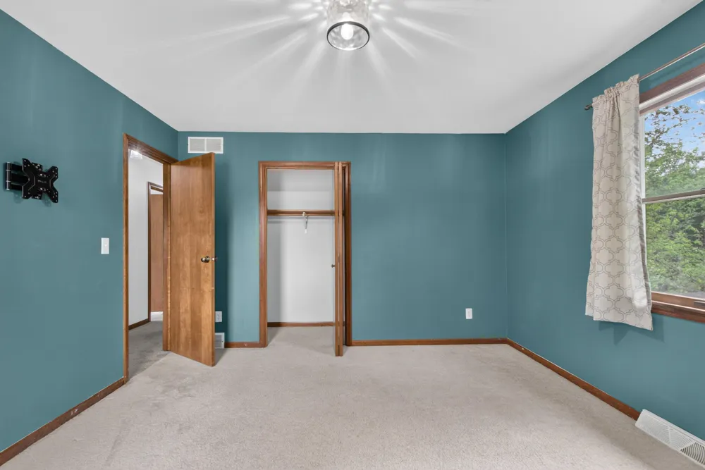 6276 Burning Tree Street Jackson, MI 49201