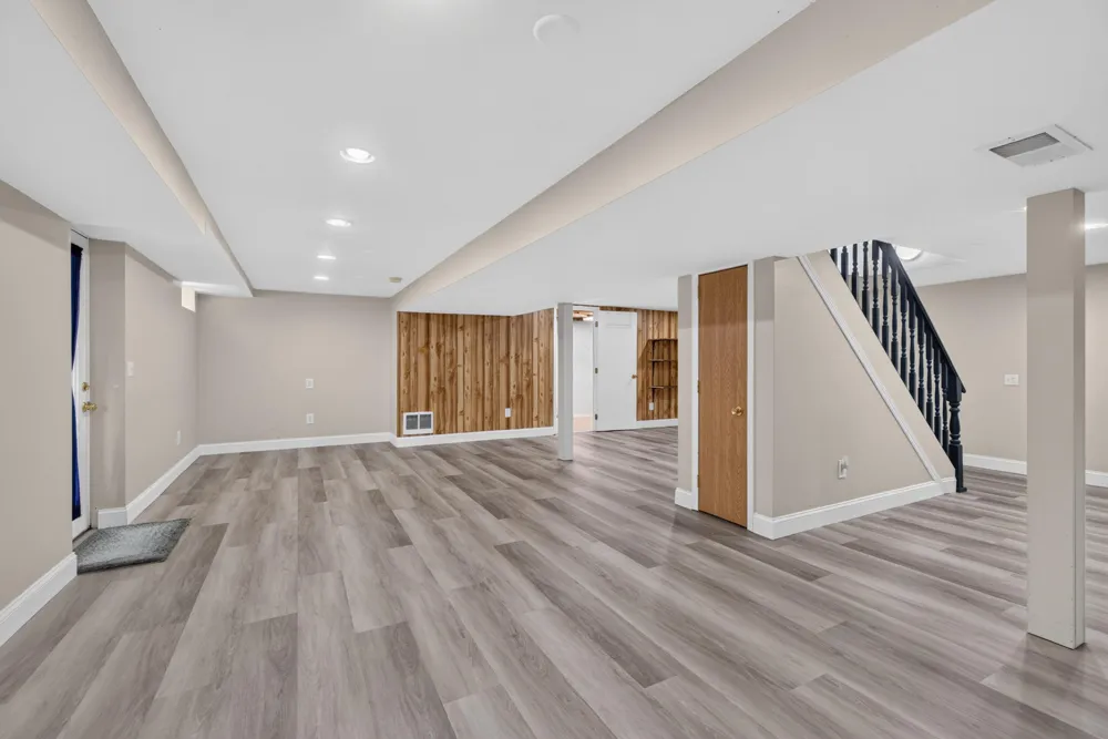 6276 Burning Tree Street Jackson, MI 49201