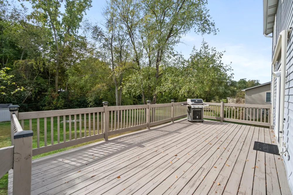 6276 Burning Tree Street Jackson, MI 49201