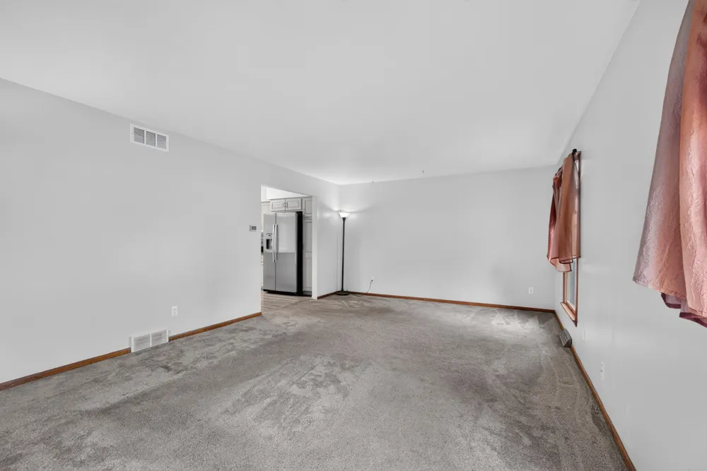 6276 Burning Tree Street Jackson, MI 49201