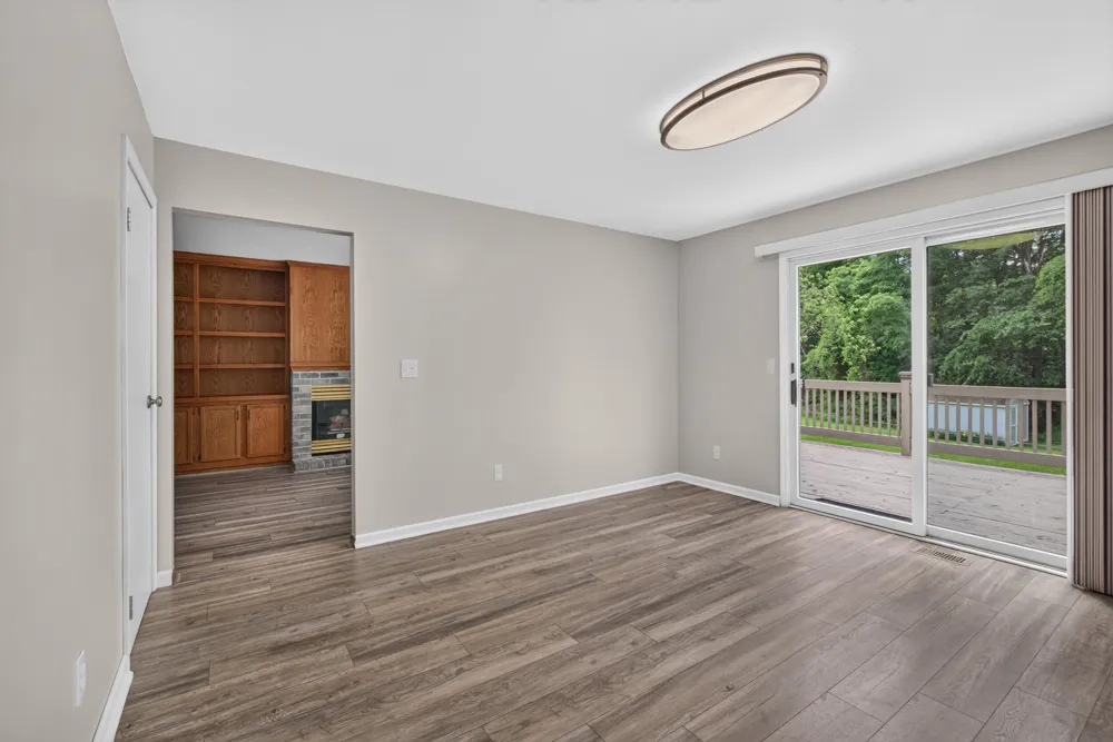 6276 Burning Tree Street Jackson, MI 49201