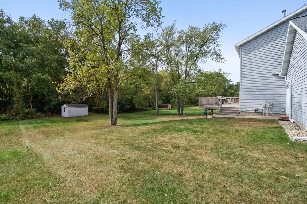 6276 Burning Tree Street Jackson, MI 49201