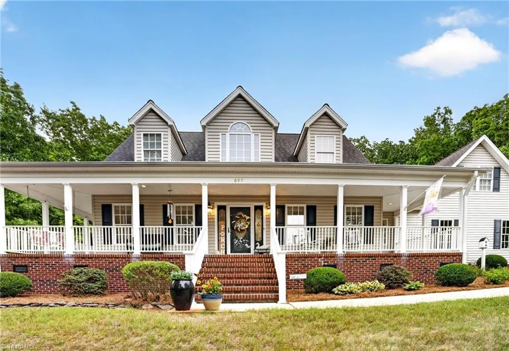 697 Graceland Drive Asheboro, NC 27205