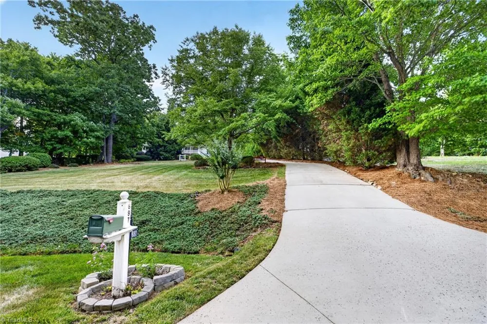697 Graceland Drive Asheboro, NC 27205