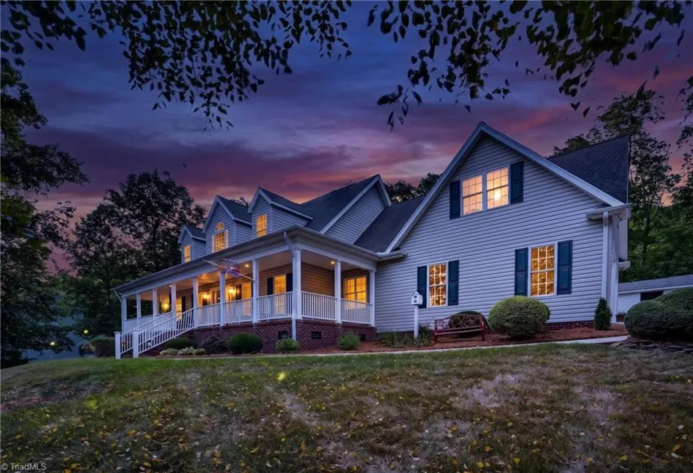 697 Graceland Drive Asheboro, NC 27205