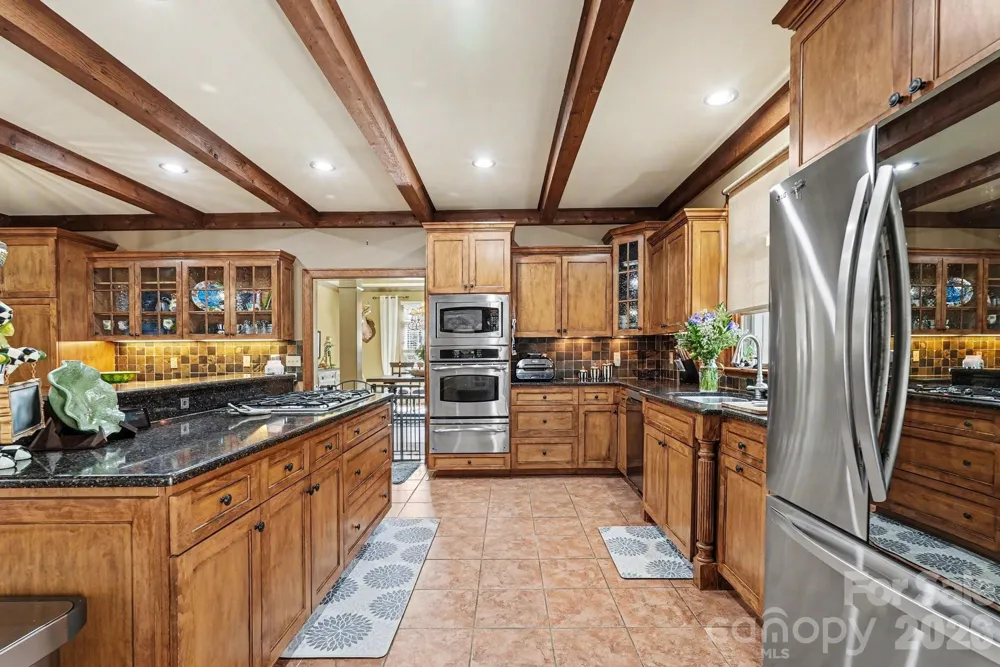 2554 Deep Gap Farm Road Mill Spring, NC 28756
