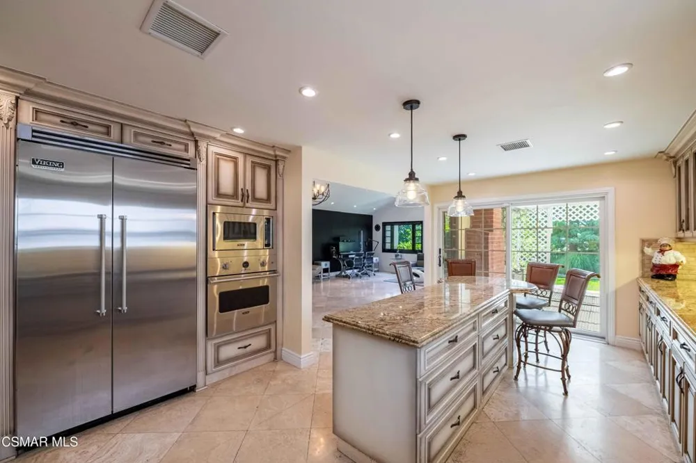 5533 Modena Place Agoura Hills, CA 91301