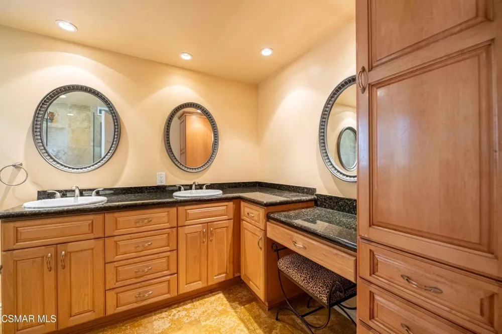 5533 Modena Place Agoura Hills, CA 91301